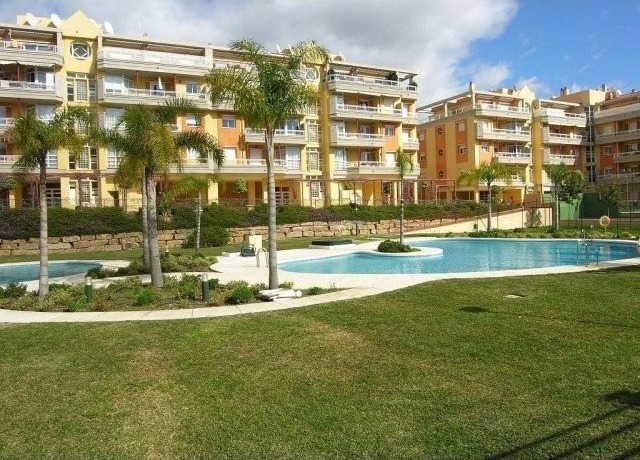 2 Bed Apartment for sale in Mijas Costa