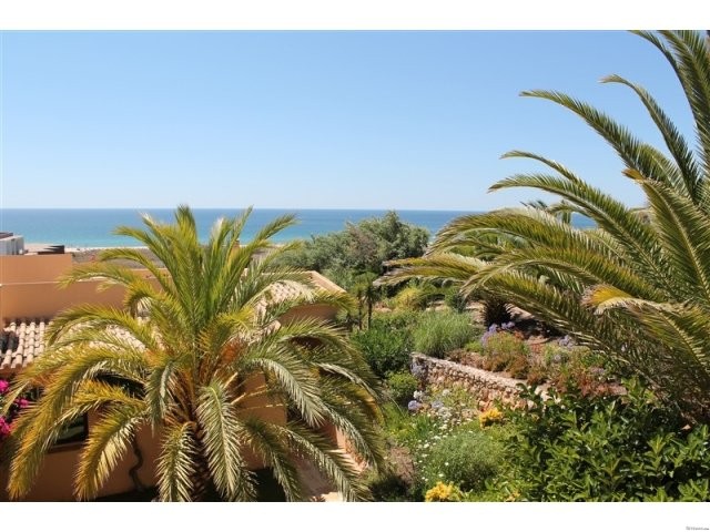 A beautiful three bedroom apartment.. - 2