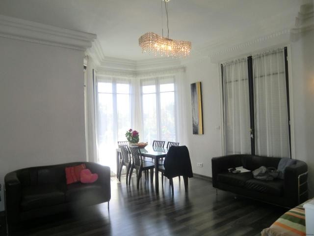 Lovely and bright two bedroom