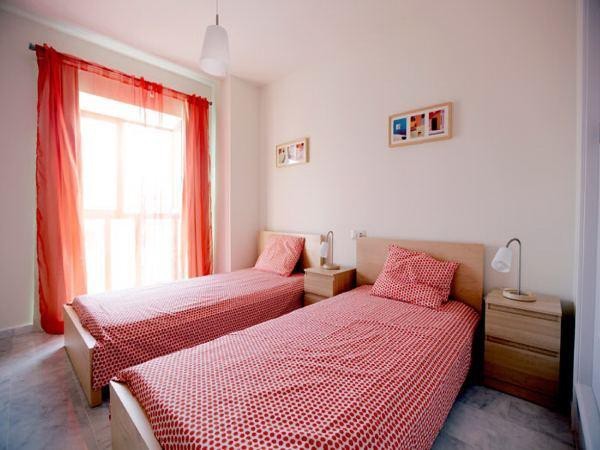 2 bedroom Apartment For Sale: Golf and.. - 2