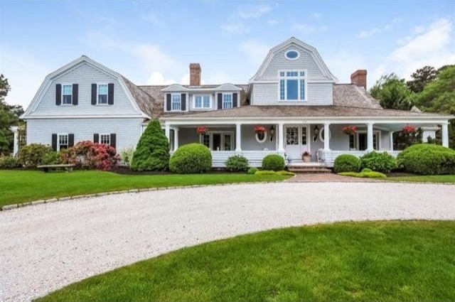 5 bedroom Property For Sale: Carriage.. - 2