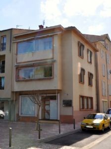 Nice Town House, In Move-In Condition..