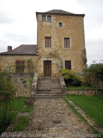 3 bedroom Character For Sale: 46100.. - 2