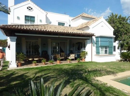 Villa for sale in Marbella Centro..