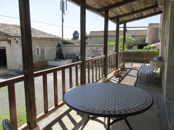 4 Bed Stone Village House - 2