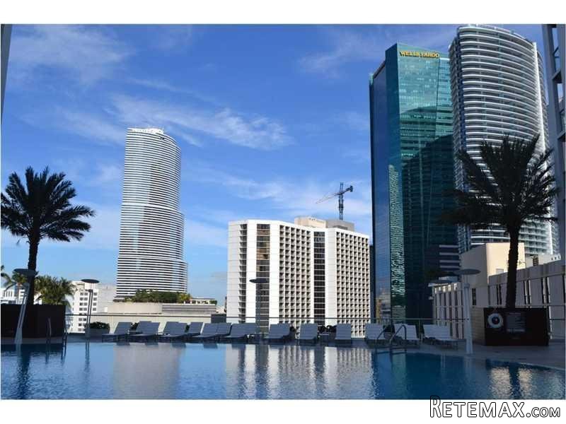 500 Brickell Av, Unit 1907, Miami, Fl..