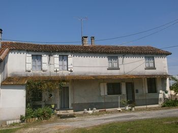 Farmhouse To Renovate With Barn - 2