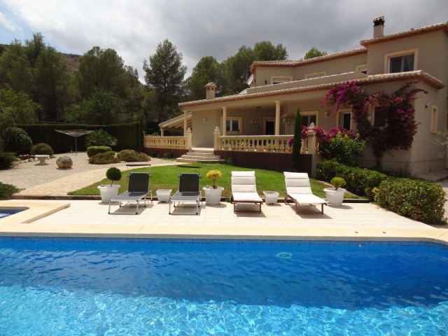 5 Bedroom Villa in Lliber
