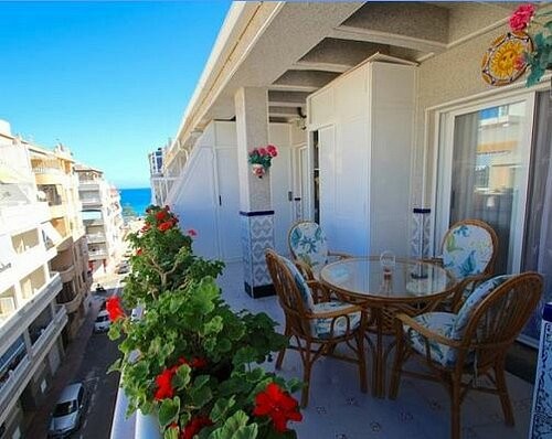 BEAUTIFUL 3 BEDROOM BEACH PENTHOUSE