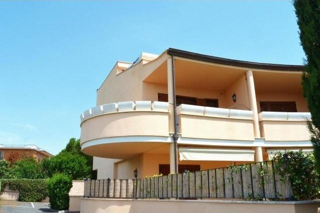 2 Bedrooms - Apartment - For Sale