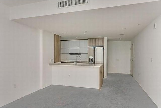 3 bedroom Flat For Sale: 600 NE 27 ST #.. - 2