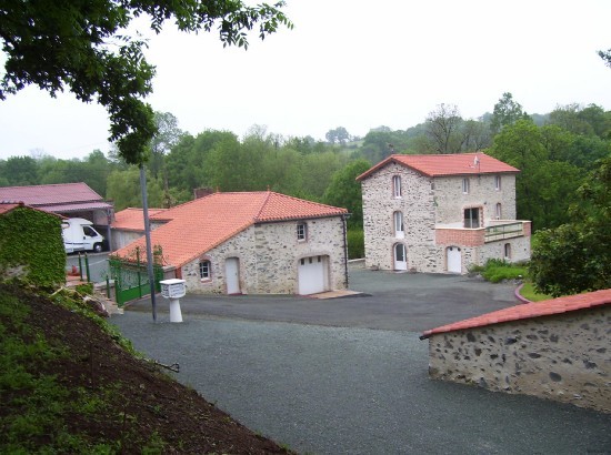 Farm a NEAR LES HERBIERS