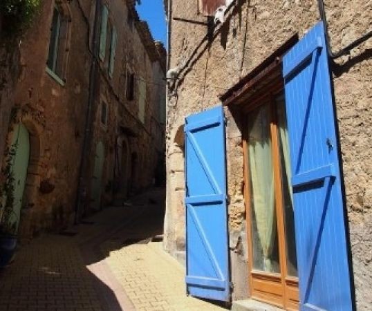 Habitable Village House To Refresh
