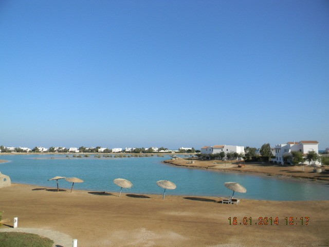 2 Bedroom Apartment For Sale In Phase 4..
