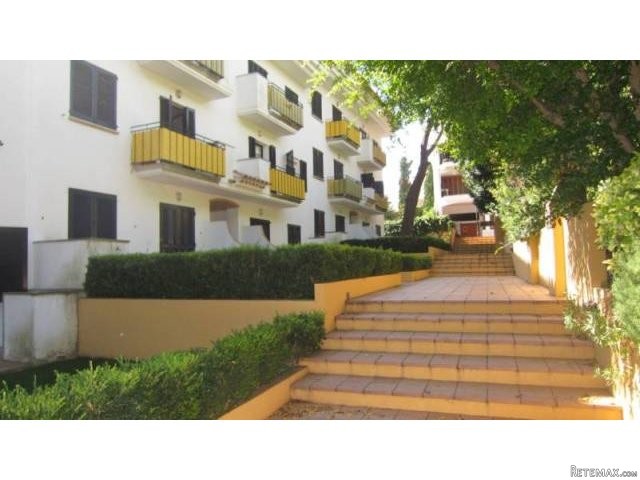 APARTMENT WITH LARGE TERRACE IN THE..