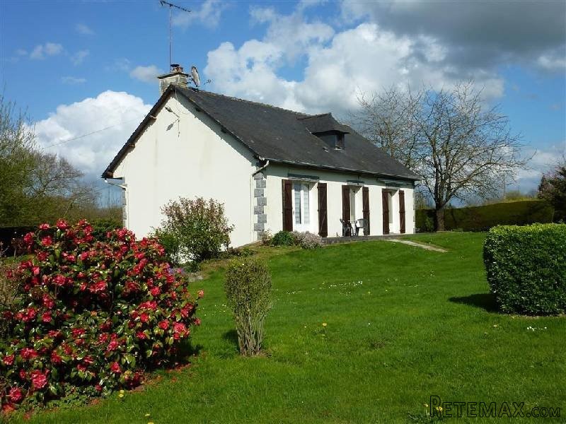 Detached Country House with Open Views