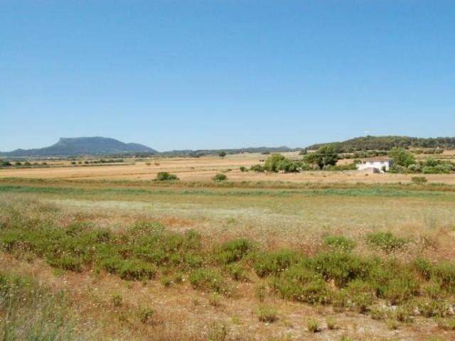 Large plot in a romantic location in.. - 2