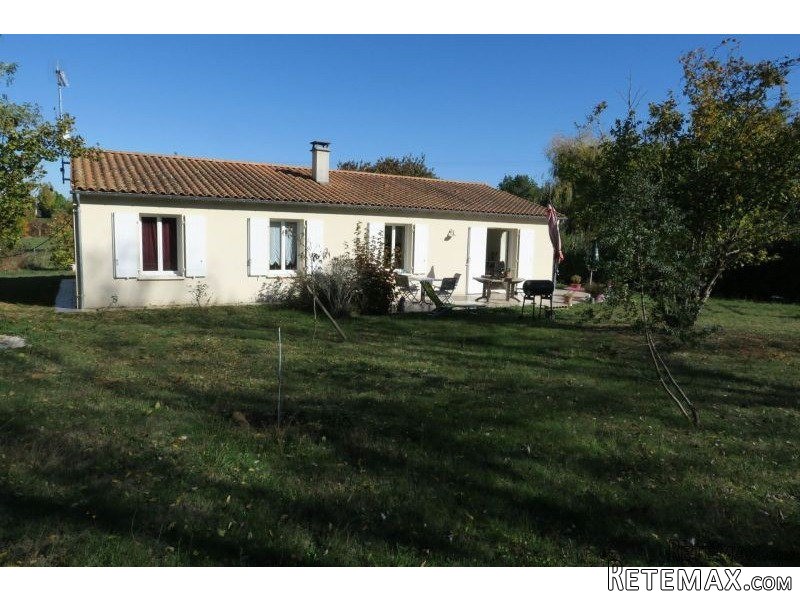 Sale House Saintes (17100) St Georges..