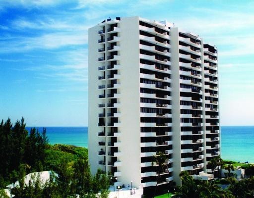 2 bedroom Residence For Sale: Singer..