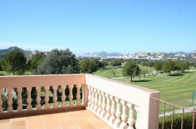 Top Quality 206 M2 Penthouse In Front..