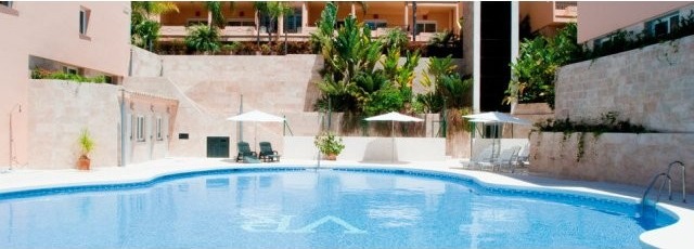 Apartment - Gorgeous Golf Apartments in..