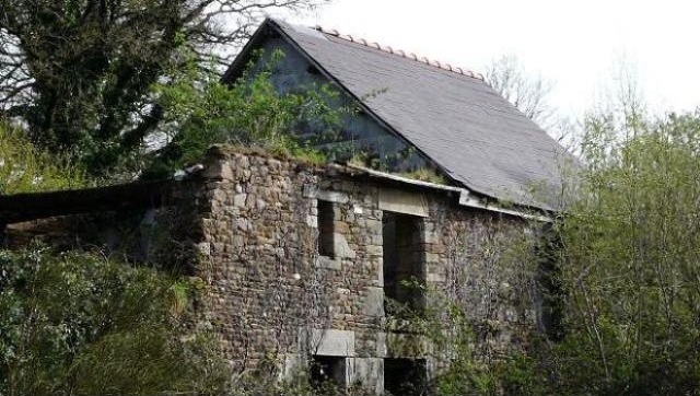 Country House To Renovate Fully