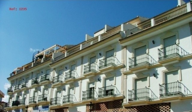 2 Bed Apartment for sale in Alhaurin El..