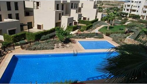 STUNNING 2 BED GROUND FLOOR APARTMENTS