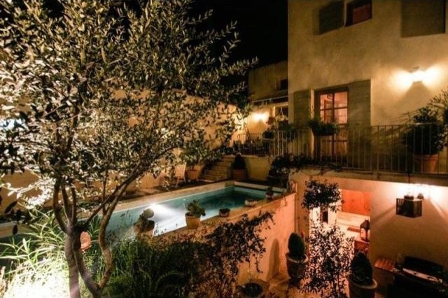 4 bedroom Character For Sale: 26230..