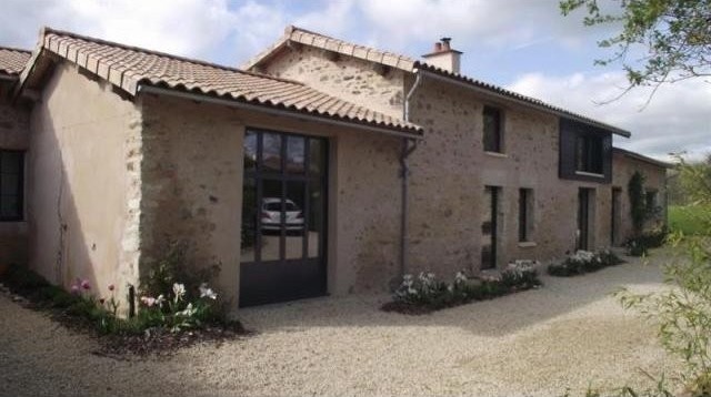 4 bedroom Country House For Sale: 79310.. - 2