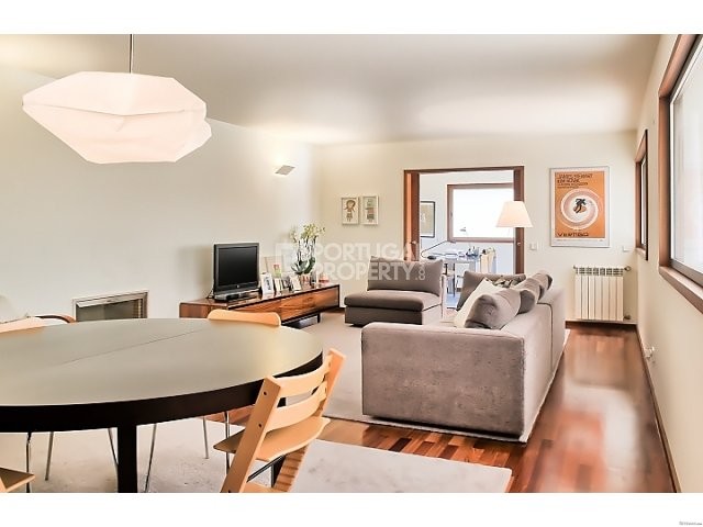 Alvaro Siza 3 Bedroom + Office..