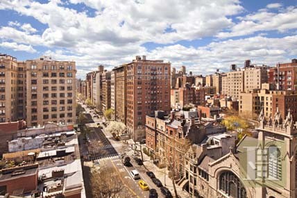 3 bedroom Apartment For Sale: 640 WEST.. - 2