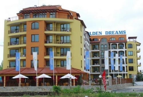 Two spacious 1-bedroom apartments in..