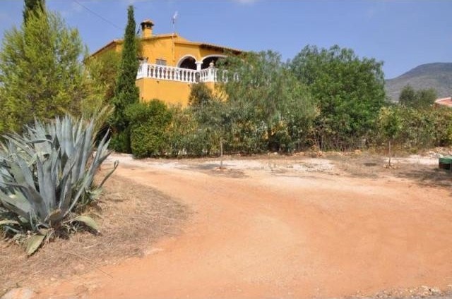5 Bedrooms - Finca - Alicante - For Sale