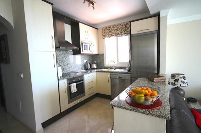 Apartment - beautiful refurbished 1.. - 2
