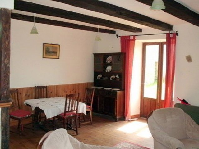 Cottage-Style Property In The North.. - 2