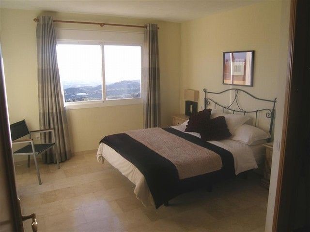 Town House - A SUPERB PROPERTY IN A.. - 2
