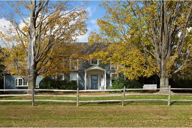 3 bedroom Residence For Sale: North..
