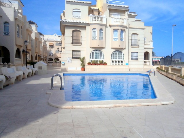 DUQESA BEACH, FRONT LINE, SOUTH FACING..