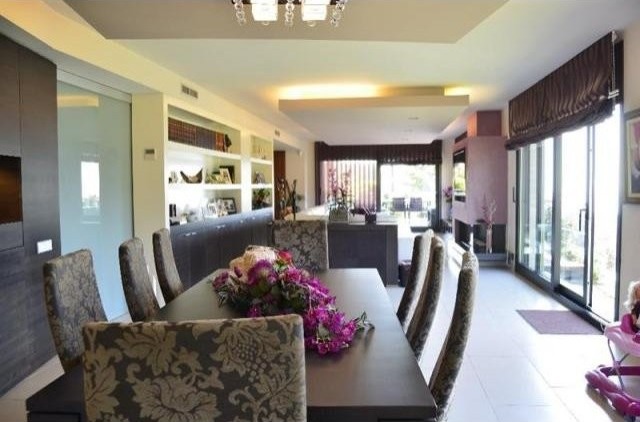 6 bedroom Detached House For Sale:.. - 2