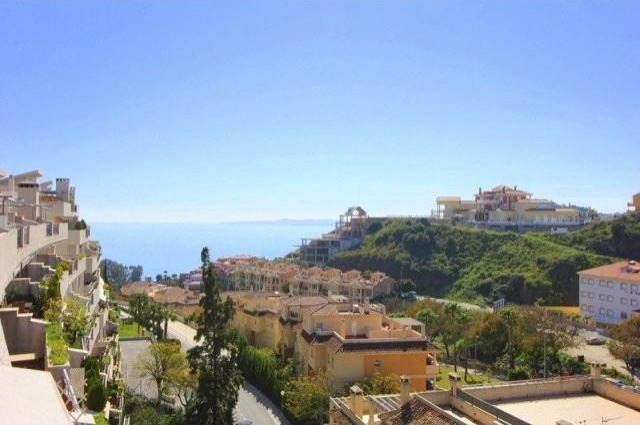 3 Bed Apartment for sale in Benalmadena..