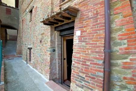 Paciano Apartment