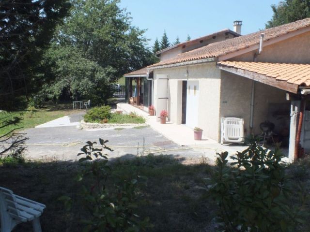 Lovely, renovated property with 3.. - 2