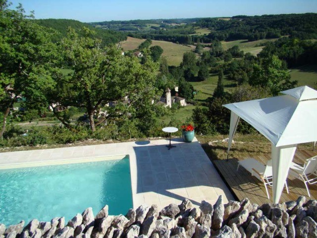 Stylish Ensemble Of 2 Lot Stone Houses.. - 2