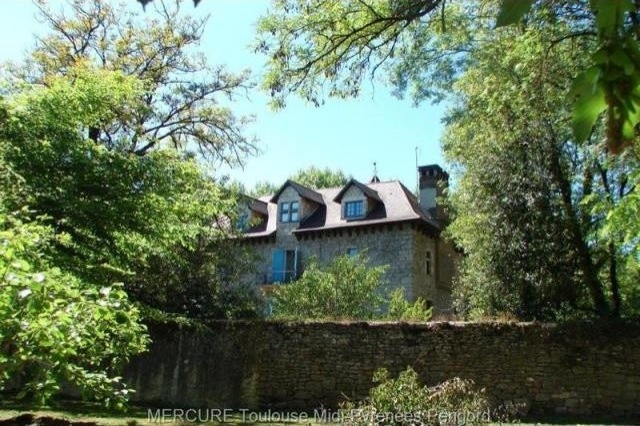 1 bedroom Castle For Sale: 46000 LOT