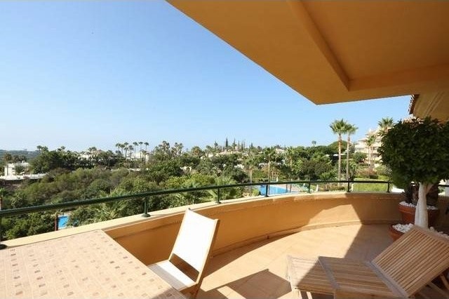 APARTMENT FOR SALE IN ELVIRIA - 2