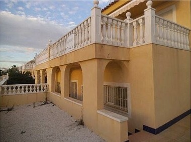REDUCED BY 20,000 EUROS A 3 BED HOUSE - 2