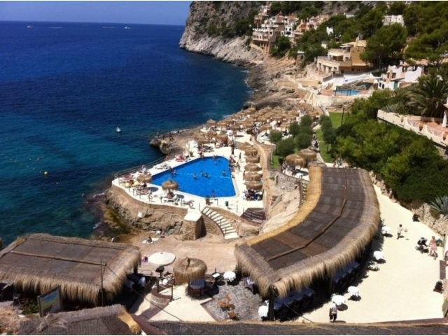 1000m2 plot in Cala Llamp with.. - 2