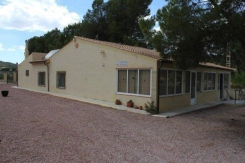 Villa and Guest Apartment Monovar