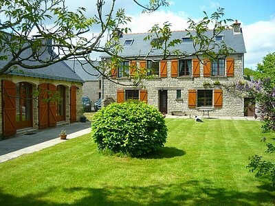 Detached charming property with gite in..